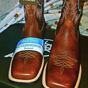 Brand new ariat rockdale boots